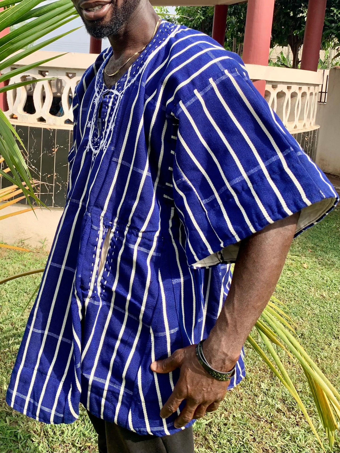 Handwoven Men's Short Sleeve Kente Batakari Fugu Smock with Hat | One Size (S-XL)- Blue & white stripes