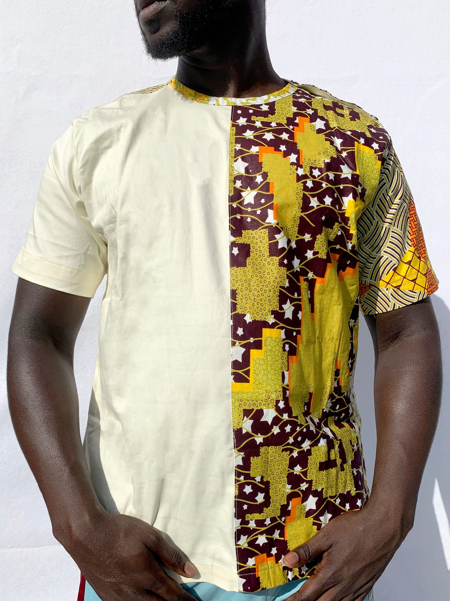 Short sleeve contrasting green / off-white & ankara round neck top
